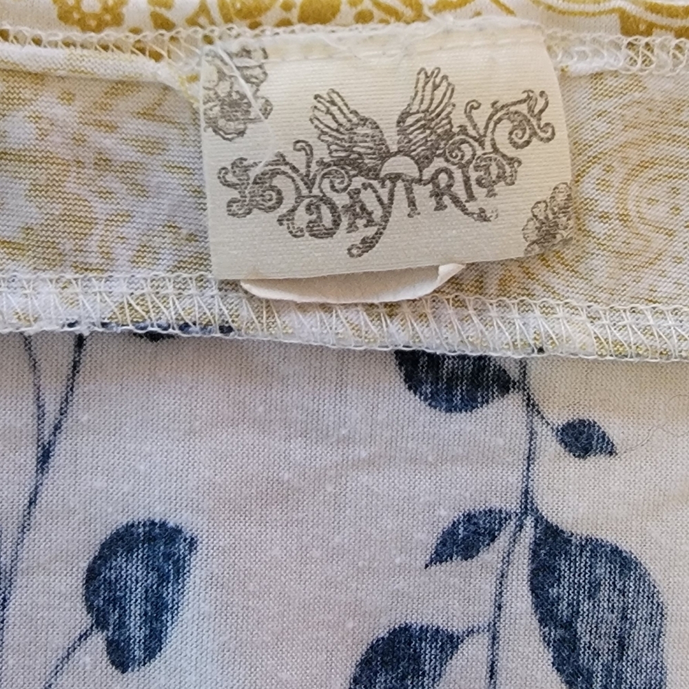 Tunic - Picture 8 of 9